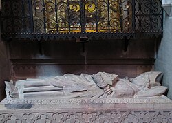 Gisant de l'évêque Rachio