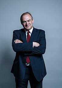 Official portrait, 2017 Official portrait of Sir Edward Davey.jpg