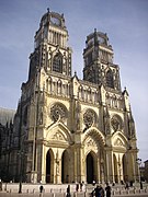 Catedral de Orleans construida entre 1278-1329