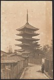 Pagoda and Men in Street by Adolf de Meyer 1900-1910.jpg (1900-1910)