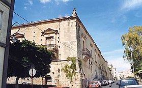 Vista di palazzo Branciforte da via Guglielmino.