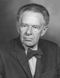 Portrait of Fritz Albert Lipmann (1899-1986), Biochemist (2551001689).jpg