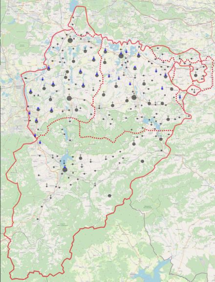 Silesian County imposed on a modern map and medieval ducal borders Powiat Slaski pod koniec XVI wieku.png