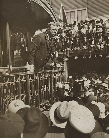 President Theodore Roosevelt delivering a speech
