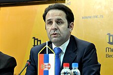 Rasim Ljajić na tiskové konferenci v roce 2008