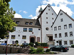 Rathaus und evangelische Kirche in Rohrdorf