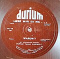 Label der Marke Durium, Platte aus Pappe mit Kunststoff-Auflage, englisches Produkt mit deutschen Tango-Schlagern