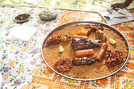 Avec des légumes (Côte d'Ivoire).