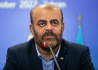 <span class="mw-page-title-main">Rostam Ghasemi</span> Iranian military officer and politician