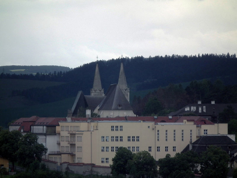 File:Spissky Hrad, a view from, 05.jpg