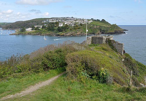 St Catherine's Castle and Polruan.jpg