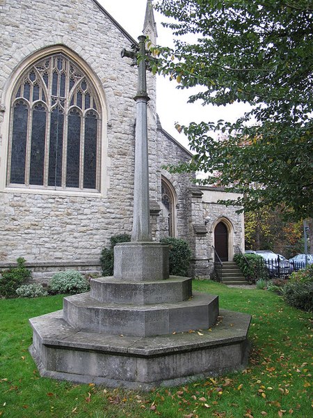 File:St Johns parish war memorial (geograph 2694825).jpg