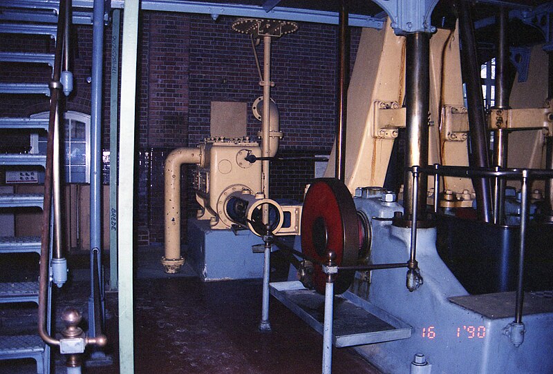 File:Steam pumping engines, Brede water works, Sussex, 16 January 1990 (07).jpg