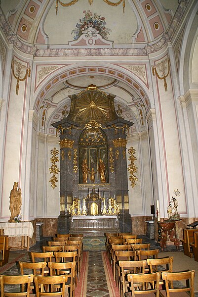 File:Stift Lilienfeld - Taufkapelle.JPG