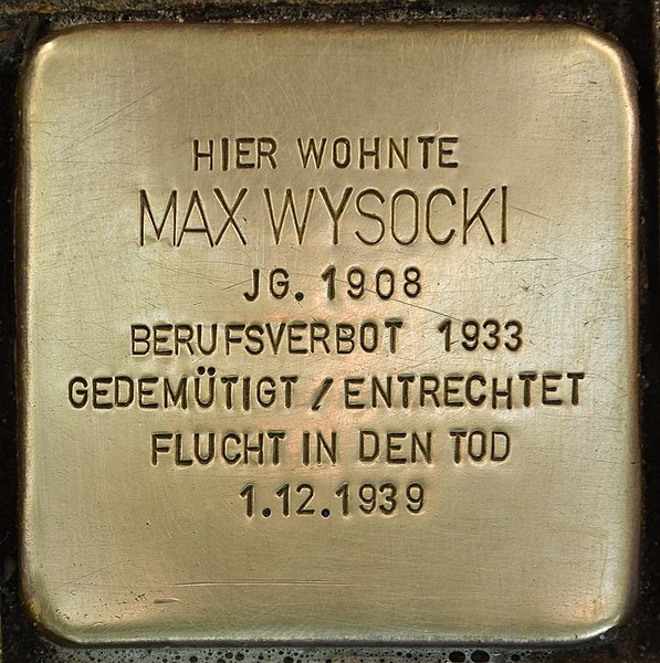 File:Stolperstein für Max Wysocki (Kiel).jpg