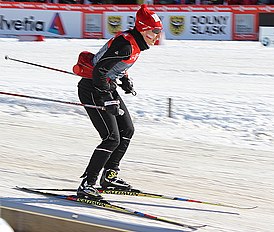 Sylwia Jaśkowiec - Puchar Świata Szklarska Poręba 2014 - Koulutus (rajattu).jpg