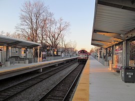 Talbot Avenue station with departing train, Dec. 2012