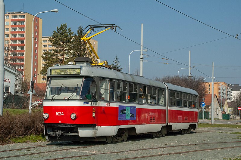 File:Tatra K2P 1024, Brno, Královo Pole, nádraží 02.jpg