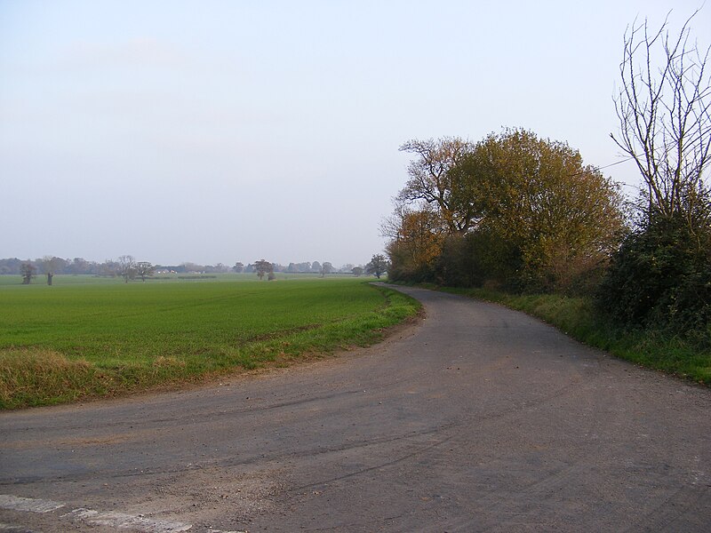 File:The entrance to Chestnut Lodge - geograph.org.uk - 2699567.jpg