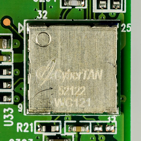 File:Tolino shine - controller board - CyberTAN WC121-2003.jpg