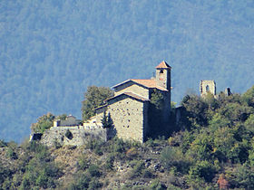 Tournefort (Alpes-Maritimes) - Eglise du vieux village et ruines.JPG