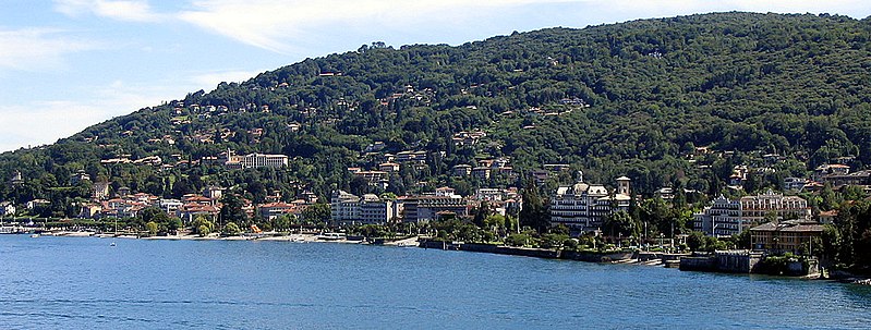 File:Townofstresa.jpg