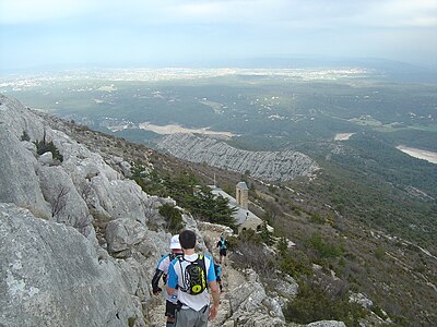 Trail de la Sainte-Victoire, Prieuré de Sainte-Victoire (Vauvenargues)