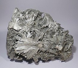 Tremolite-363511. jpg