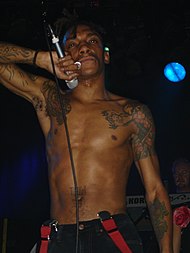 Tricky performing in Barcelona, 2008 Tricky - Sala Bikini, Barcelona.jpg