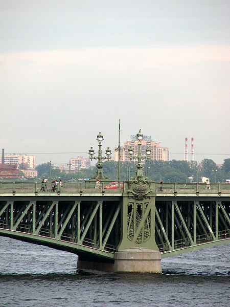 File:Troitskiy bridge 06.JPG