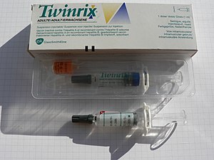 Twinrix GlaxoSmithKline - i-hepA & r-hepB-S-Ag - doos Terumo-naald spuiten.JPG