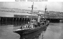 USS Hauoli, a former luxury steam yacht. This patrol vessel served as USS California from December 1917 until February 1918 in the harbor defense role, when she was renamed Hauoli and used for anti-submarine research. USS Hauoli (SP-249).jpg