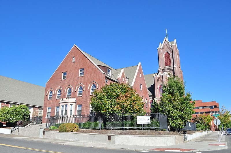 File:Vancouver, WA - St. James Catholic Church 07.jpg