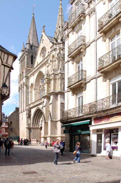 397px-Vannes_Kathedrale_StPierre