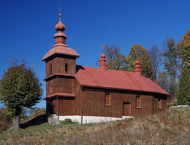 File:Varadka, cerkiew, widok od strony wschodniej.jpg