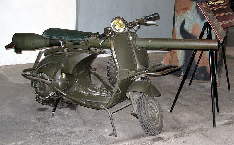 File:Vespa img 2351.jpg