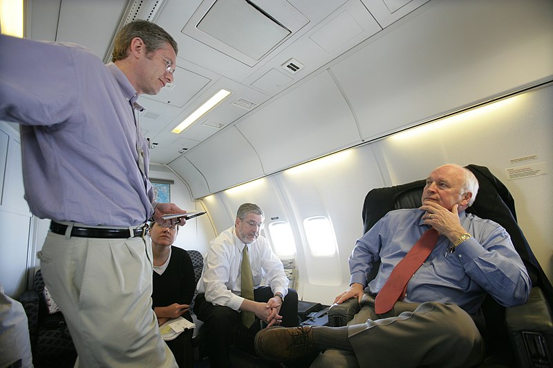 File:Vice President Cheney with David Addington, Lea Anne McBride and John Hannah Aboard Air Force Two (18422309770).jpg