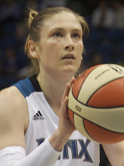 Whalen shoots a free throw in 2013