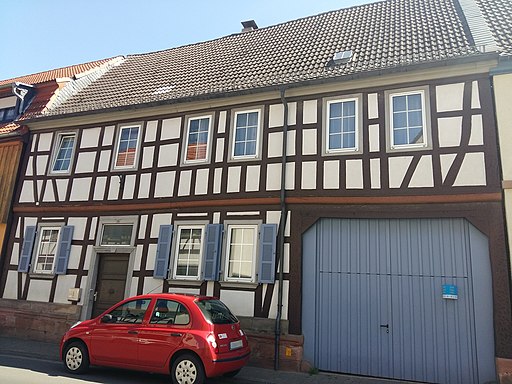 Wilhelm-Leuschner-Straße 15 Schaafheim (05-20)