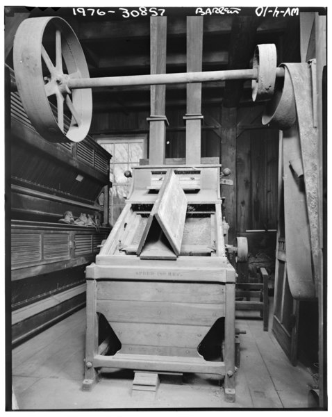 File:William E. Barrett, Photographer, 1976. SIEVE-SCALPER FOR SEPARATION FO BRAN FROM FLOUR AND MIDDLINGS. - Easton Roller Mill, West Run Road, Morgantown, Monongalia County, WV HAER WVA,31-MORG,2-10.tif