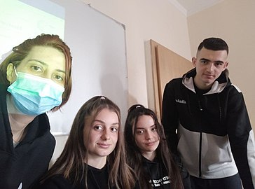 Workshop with the Nikola Koperniku students.jpg