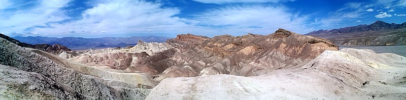 File:Zabriskie Panorama 3 - panoramio.jpg