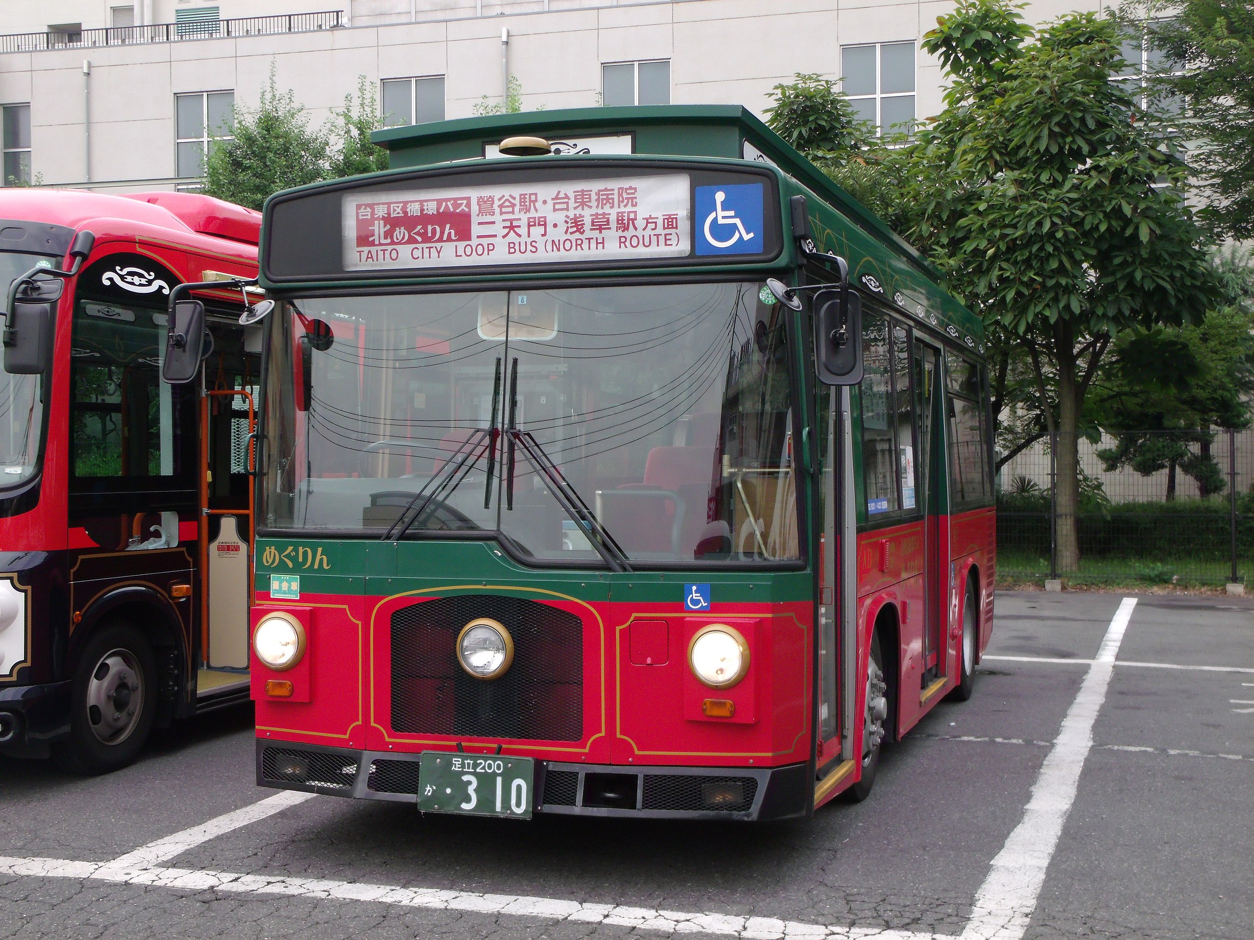 ファイル:北めぐりん専用車（日野・HR）.JPG - Wikipedia