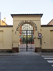 01 Palais de Justice de Ferrare.jpg