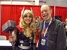 Simonson with a Thor cosplayer at the 2012 New York Comic Con 10.13.12RaurenuWaltSimonsonByLuigiNovi1.jpg