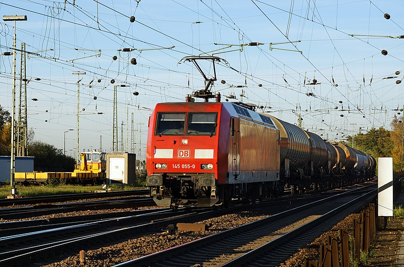 File:145 055-0 Köln-Kalk Nord 2015-11-02.JPG