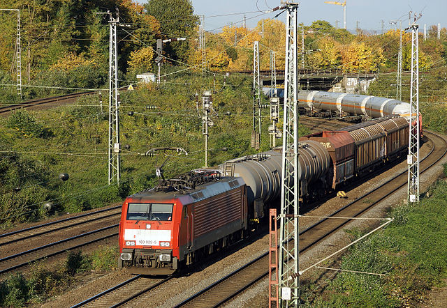 DB freight train in 2015