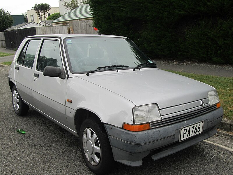 File:1990 Renault Super 5 GTS (6759220465).jpg