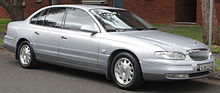 1999 Holden Caprice (WH) sedan (20124393268).jpg