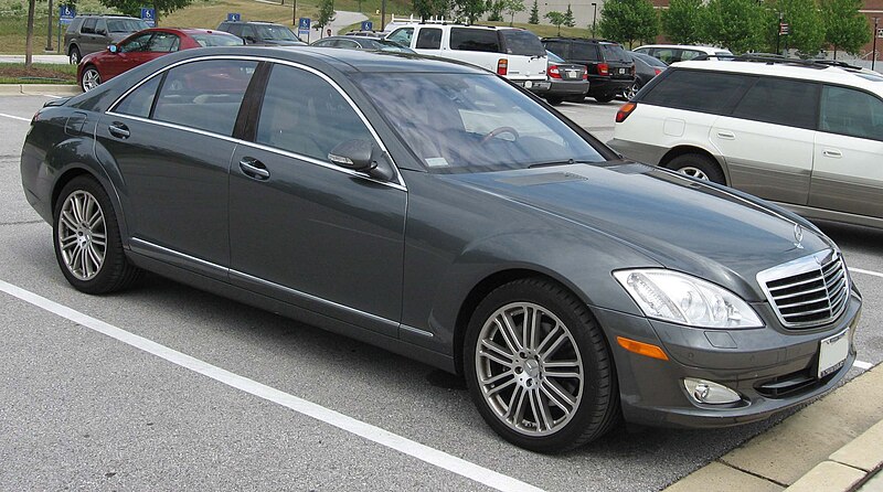 File:2007-Mercedes-Benz-S550.jpg